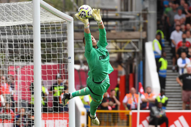 足球场上的 足球场上的